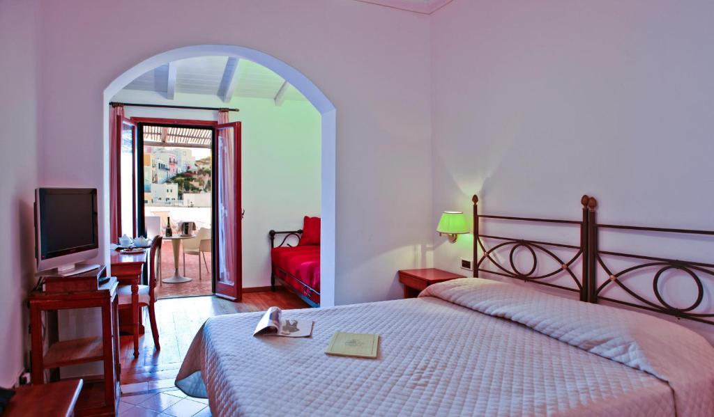Grand Hotel Santa Domitilla Ponza Zimmer foto
