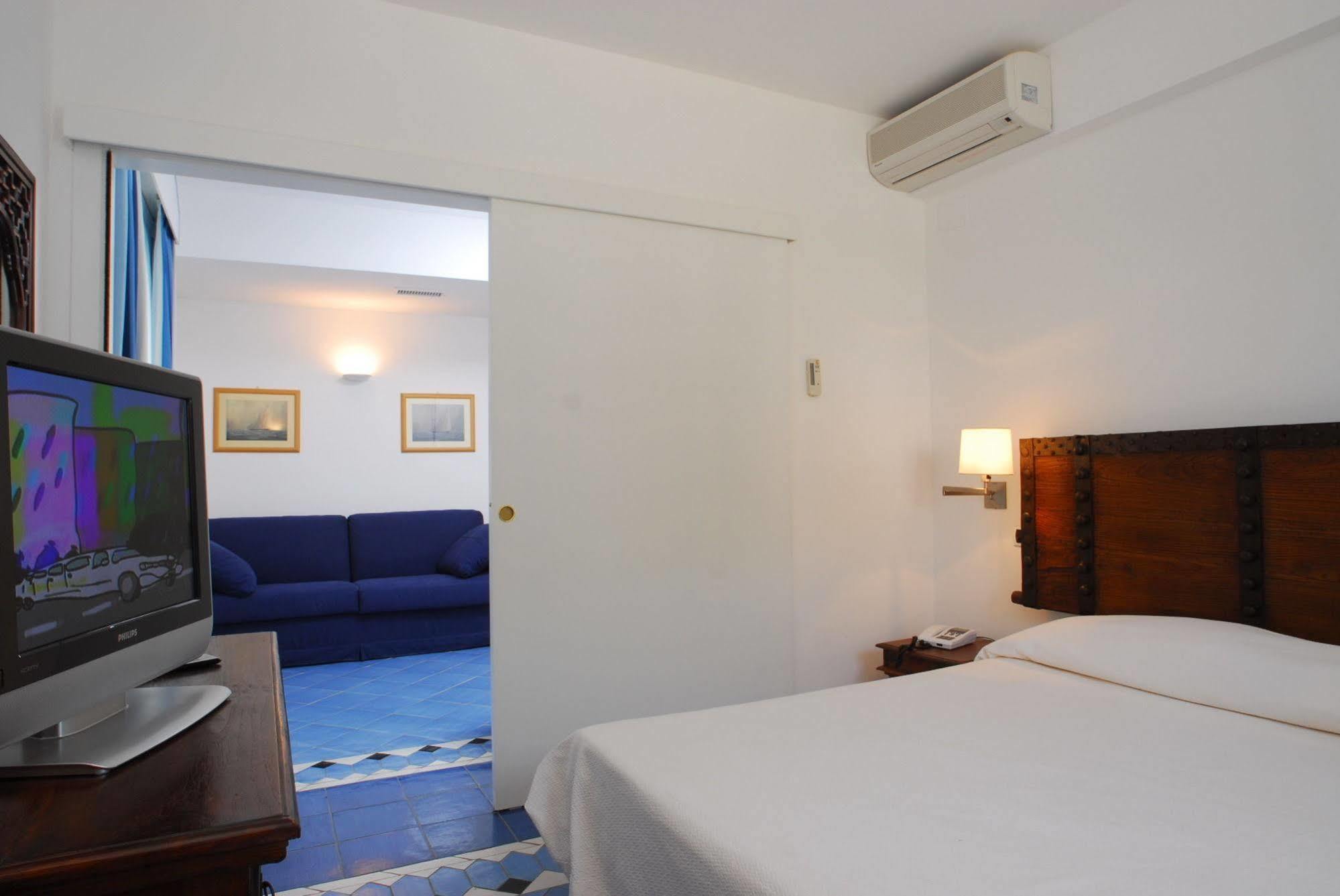 Grand Hotel Santa Domitilla Ponza Exterior foto